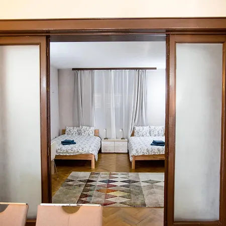 Spacious View With Balcony *