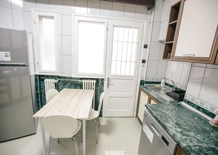 Spacious View With Balcony Apartman *